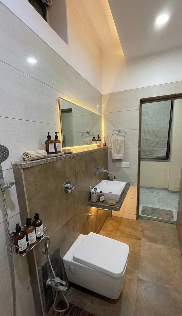 Standard Room | Bathroom | Shower, towels, soap