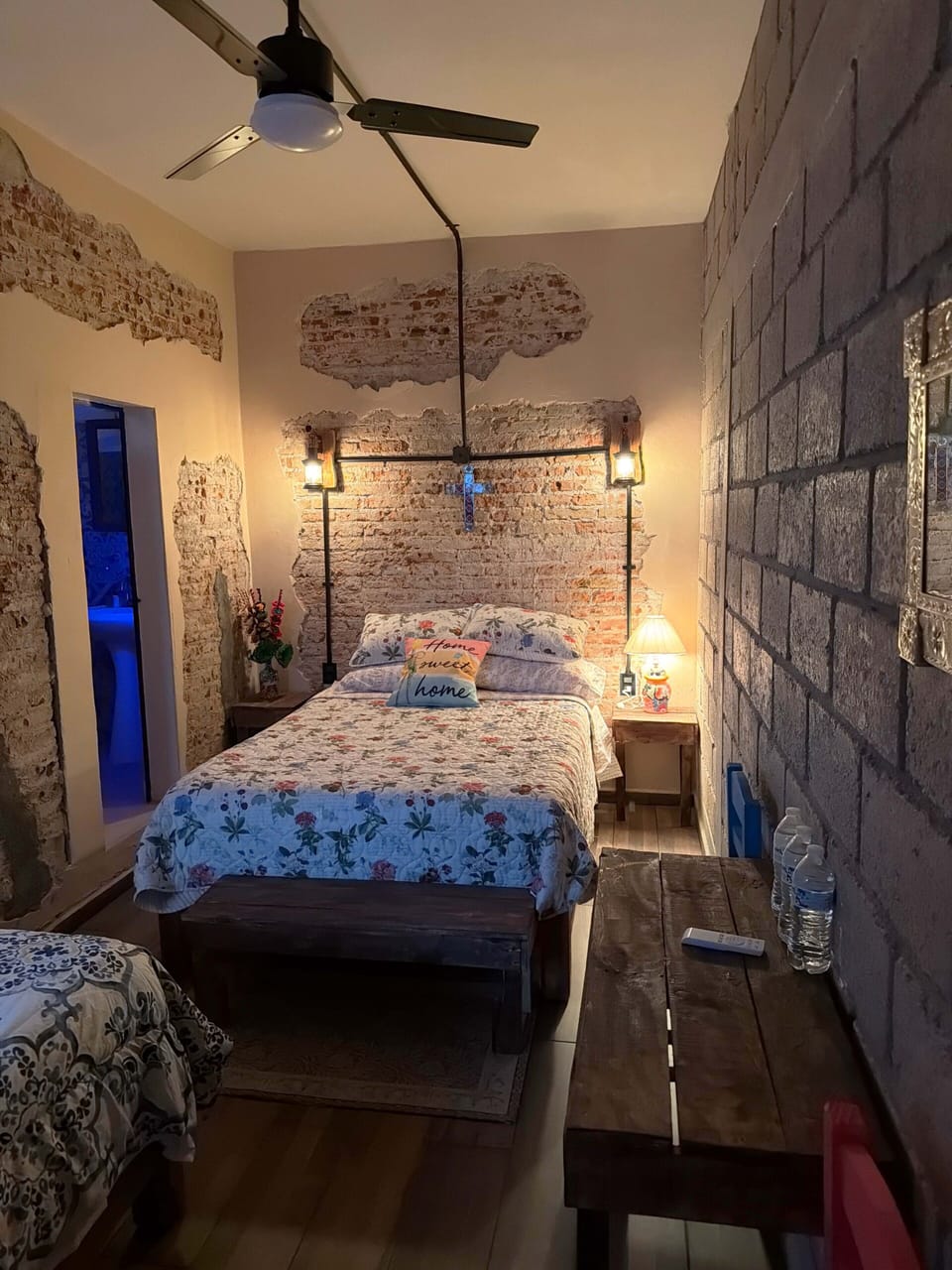 Family Room | WiFi (free), bed sheets