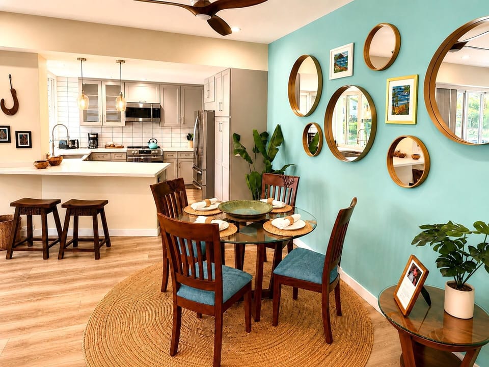 Condo (2 Bedrooms) | Dining room