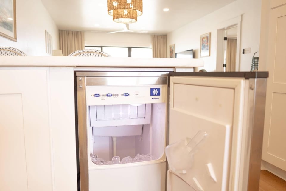 Condo, Multiple Beds (Shipwatch D603) | Interior