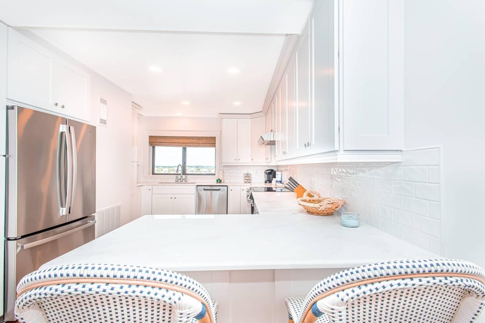 Condo, Multiple Beds (Shipwatch D603) | Private kitchen