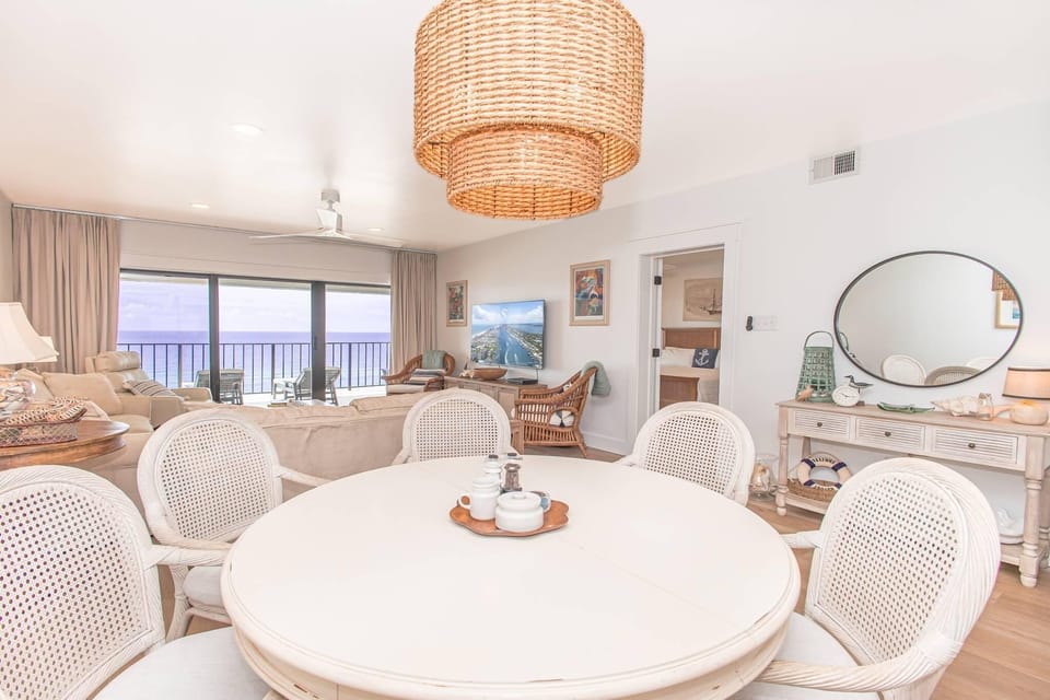 Condo, Multiple Beds (Shipwatch D603) | Dining