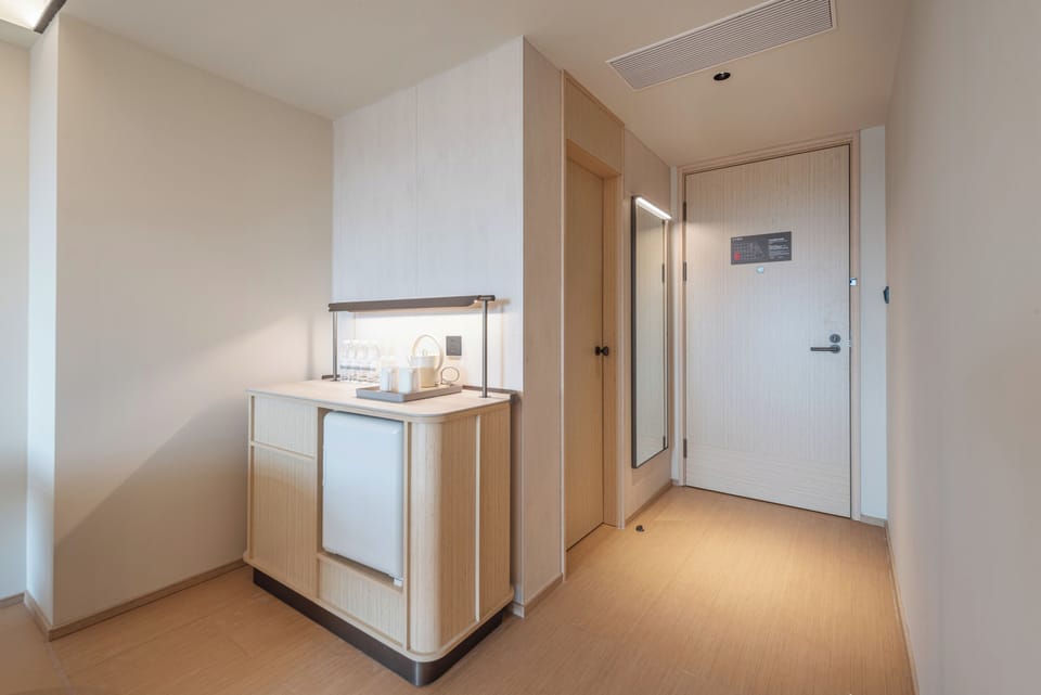 Superior Double Room, City View | Interior