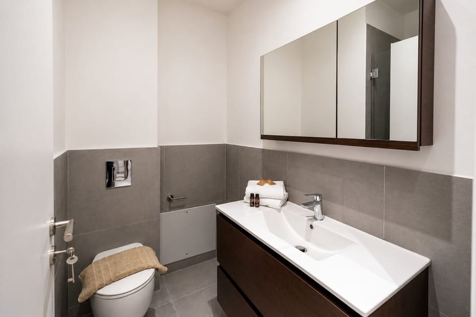 LIV - Upscale Athenian Apartment 2C Apartment in Athens