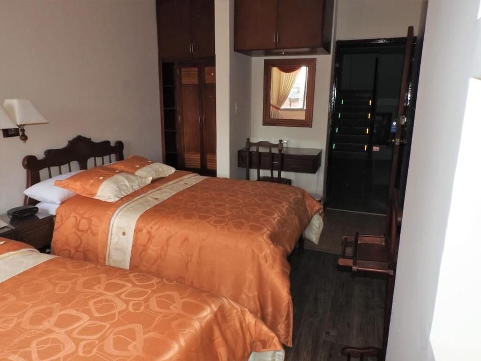 Standard Twin Room, City View | Desk, iron/ironing board (on request), WiFi (free)