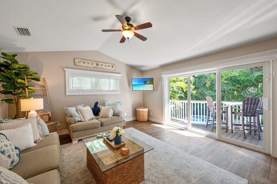 House, 3 Bedrooms | Living area
