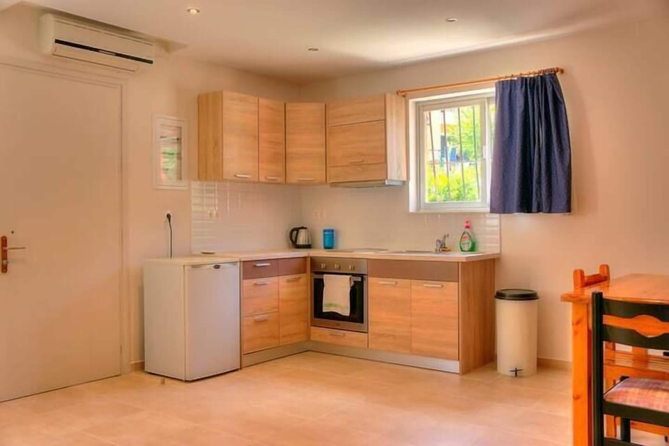 Deluxe Apartment, 2 Bedrooms, Balcony, Corner | Living area | LED TV