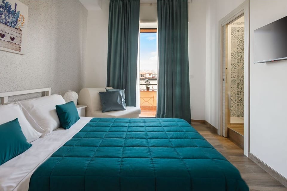 Deluxe Double Room, Balcony, City View | Free WiFi