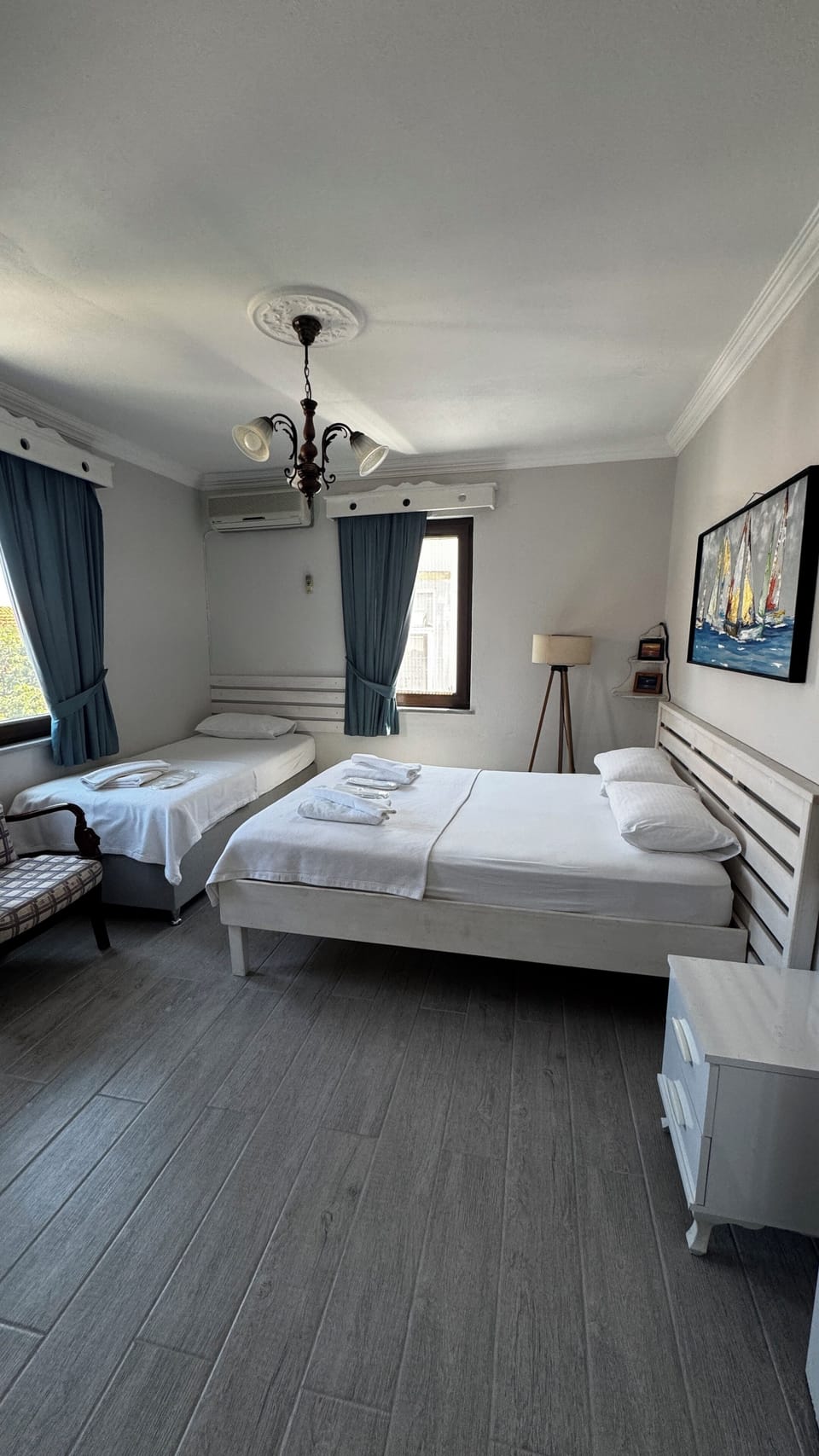 Standard Triple Room | Free WiFi