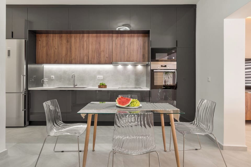 Apartment, 3 Bedrooms, City View | Private kitchen | Coffee/tea maker, electric kettle, toaster