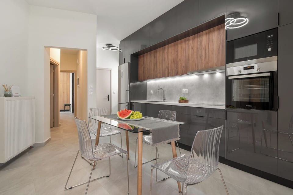 Apartment, 3 Bedrooms, City View | Private kitchen | Coffee/tea maker, electric kettle, toaster