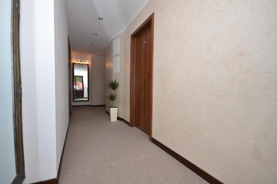 Comfort Triple Room, Garden View | Interior