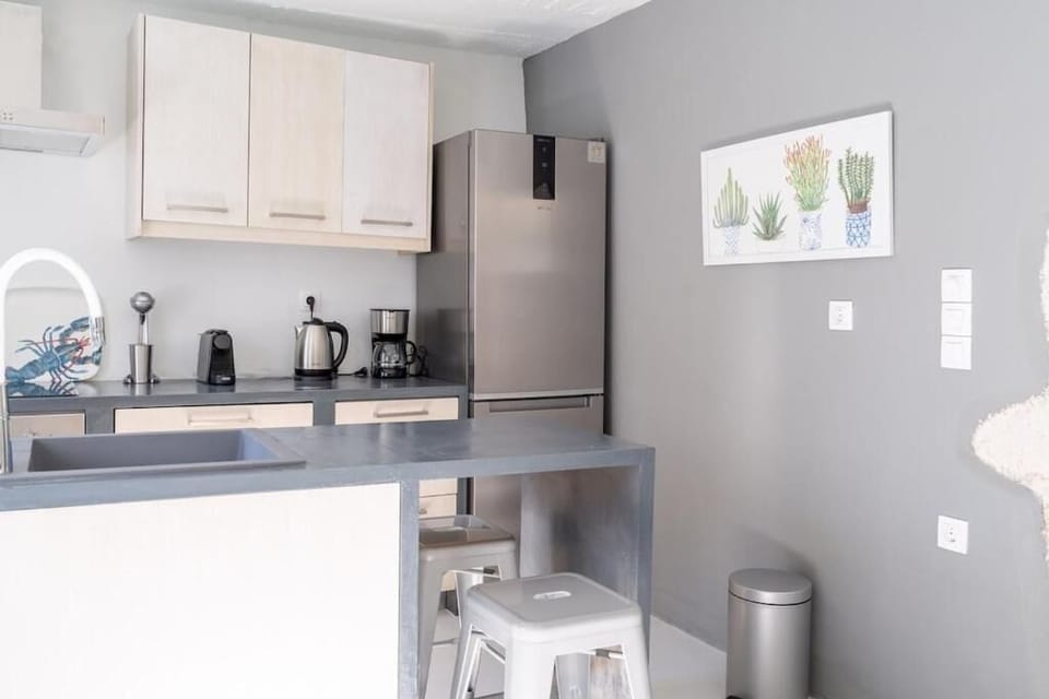 Villa, Patio, Mountain View | Private kitchen | Coffee/tea maker, electric kettle