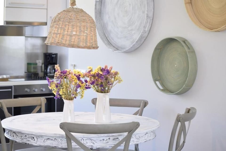 House, 3 Bedrooms, Sea View | In-room dining