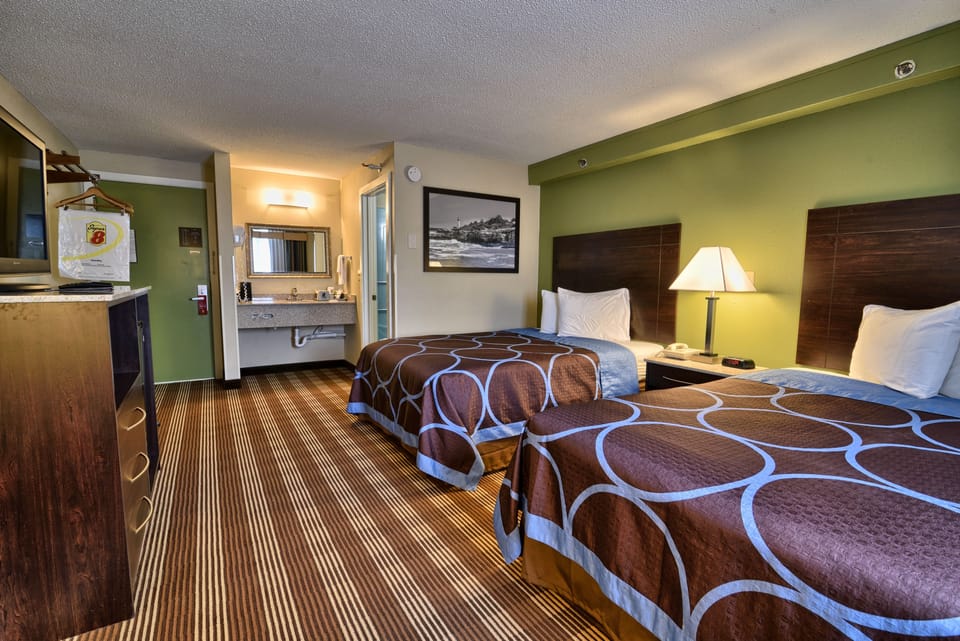 Pillowtop beds, desk, blackout drapes, cribs (surcharge)