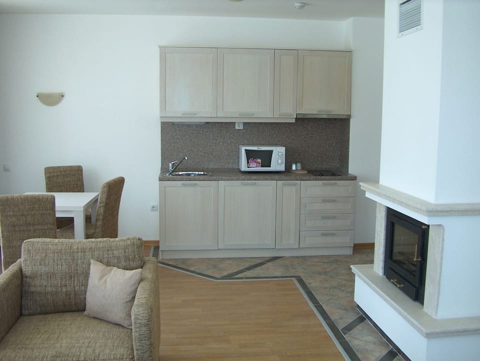 Private kitchenette