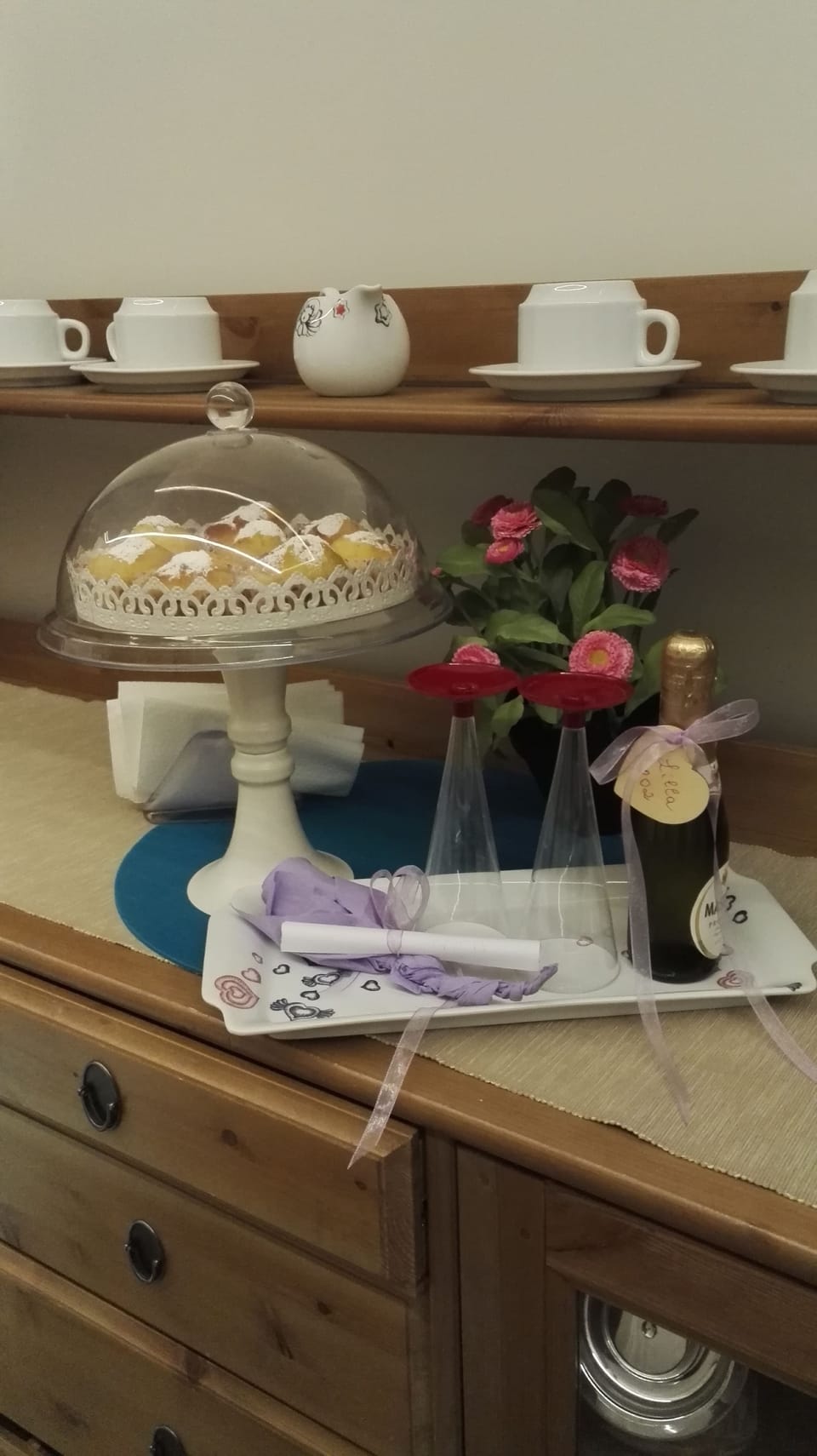 Breakfast area