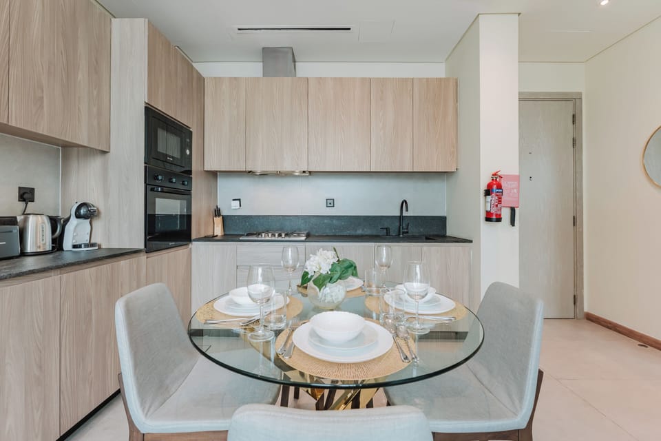 Luxury Penthouse, 2 Bedrooms, Air conditioning, City View | Private kitchen | Full-size fridge, microwave, oven, stovetop