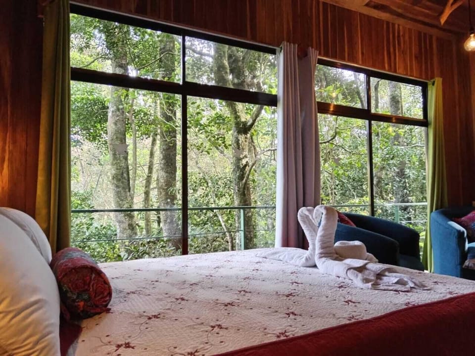 Panoramic Tree House, Balcony, Mountain View (Pico Iris) | Free WiFi