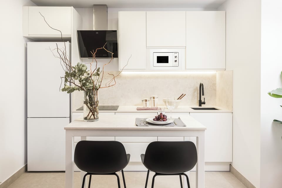 Family Apartment, Patio | Private kitchen | Full-size fridge, microwave, oven, stovetop