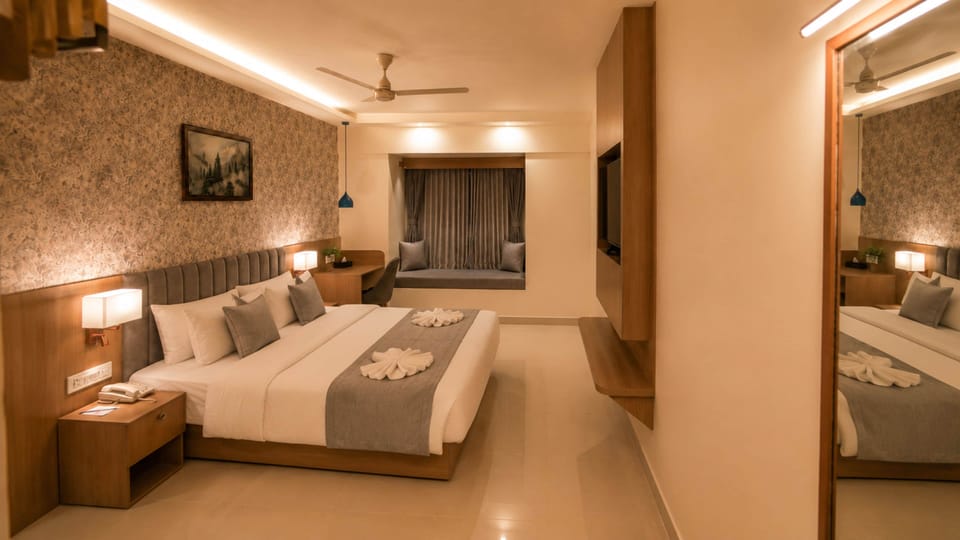Premium Double Rooms With Garden View | In-room safe, desk, laptop workspace, soundproofing