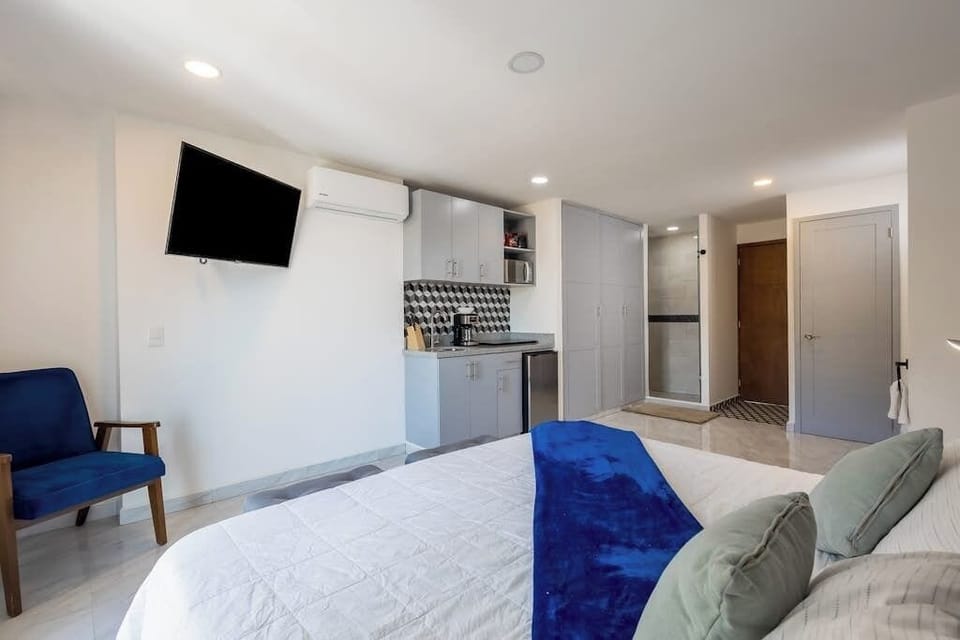Studio, 1 King Bed, Pets Allowed, Mountain View (Cabo Cove 408 B) | 1 bedroom, individually decorated, individually furnished