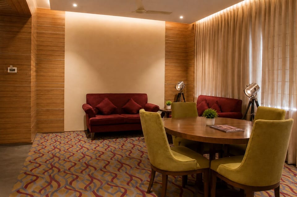 Suite | Iron/ironing board, bed sheets