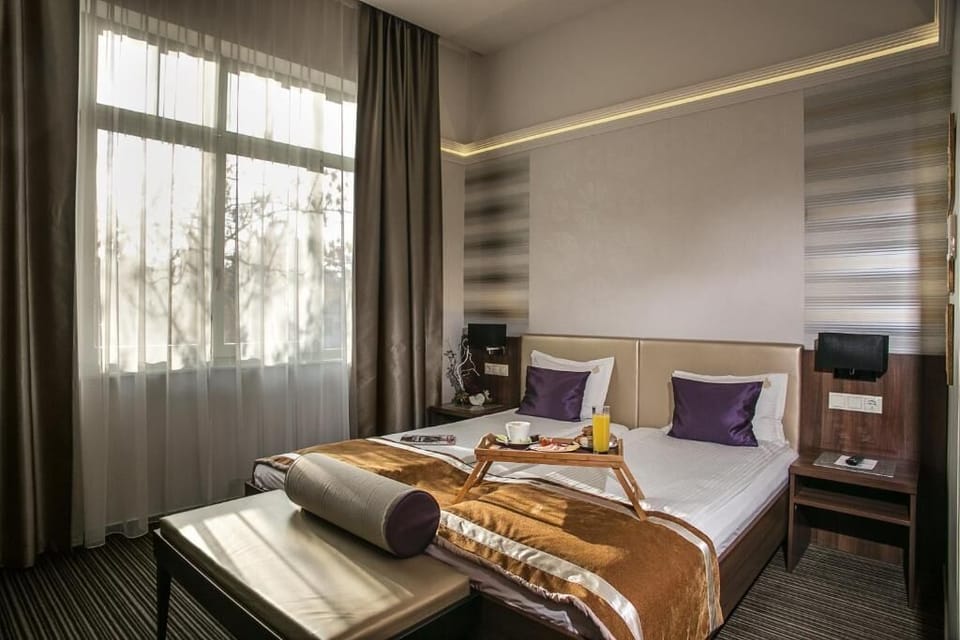 Minibar, in-room safe, desk, soundproofing