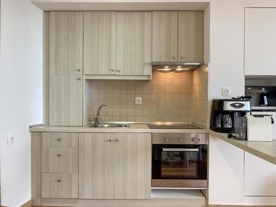 House, Balcony, Sea View | Private kitchen | Coffee/tea maker, electric kettle, toaster