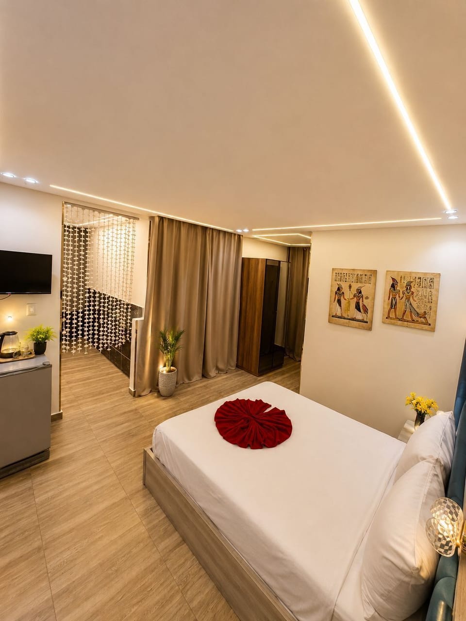 Deluxe Double Room, Mountain View | In-room safe, free WiFi