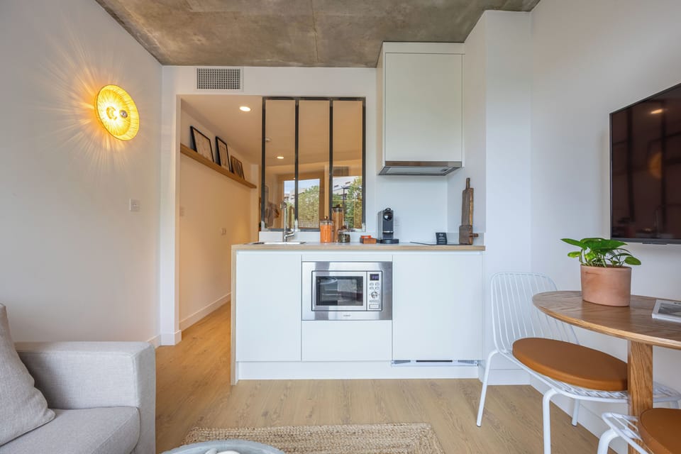 Suite | Interior