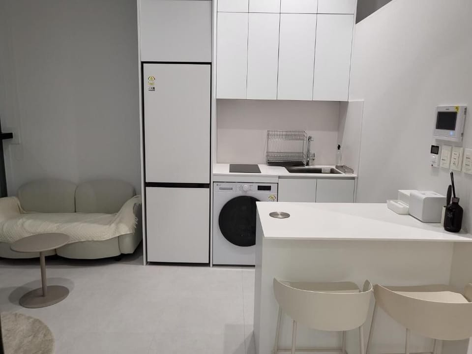 Panoramic Apartment, River View, Executive Level (non-Korean nationals only) | Interior