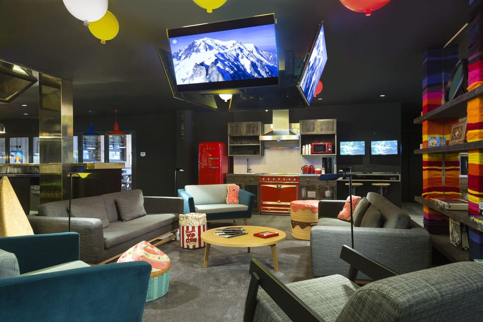 Lobby sitting area