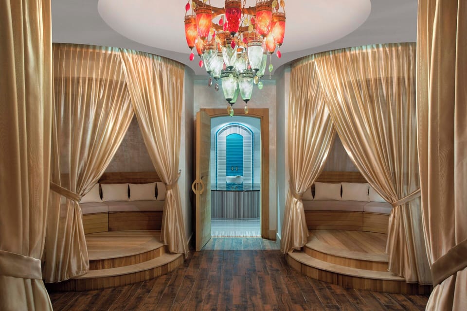 Couples treatment rooms, Turkish bath, body treatments, aromatherapy