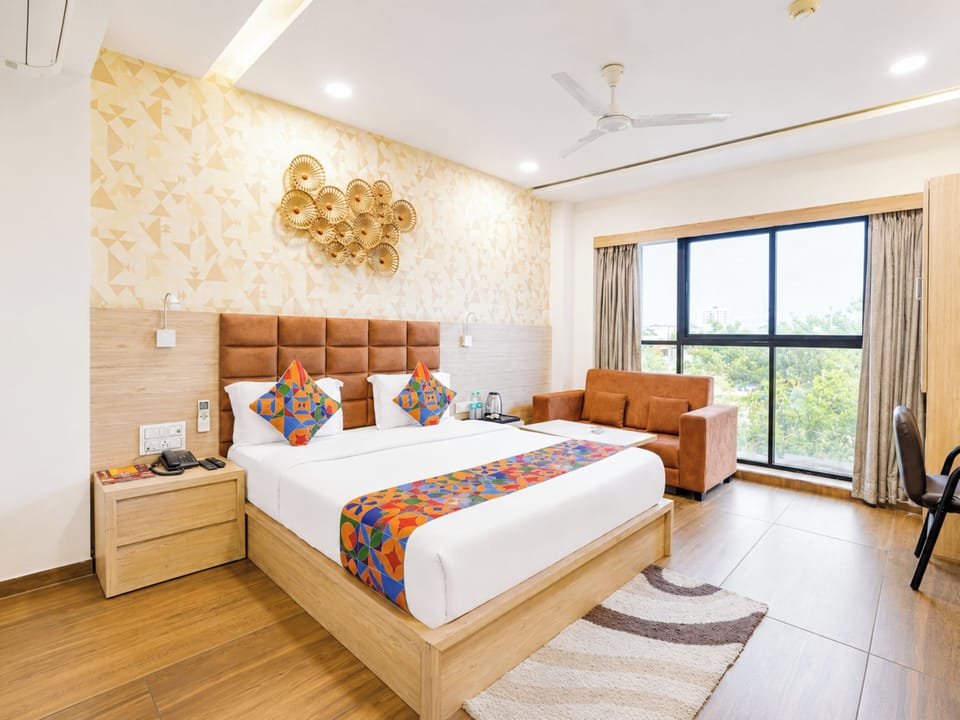 Executive Double Room, Air conditioning | Hypo-allergenic bedding, desk, soundproofing, free WiFi