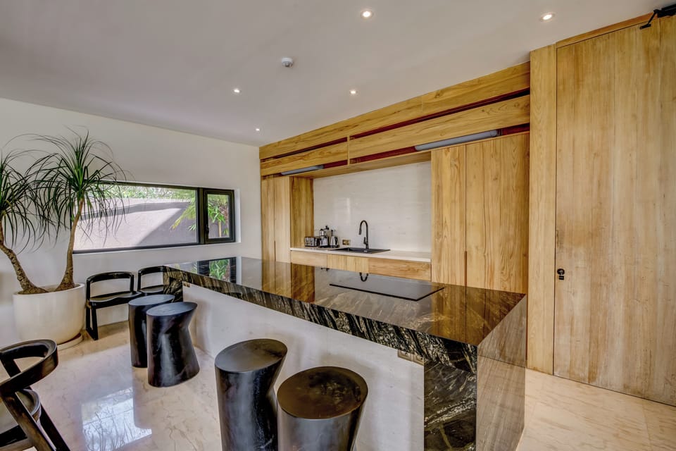 Luxury Villa, 6 Bedrooms, Pool View | Private kitchen | Fridge, microwave, oven, stovetop