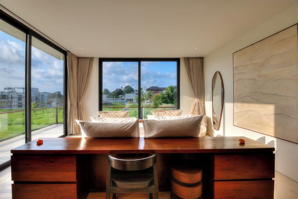Luxury Villa, 6 Bedrooms, Pool View | Bathroom | Free toiletries, hair dryer, bathrobes, towels