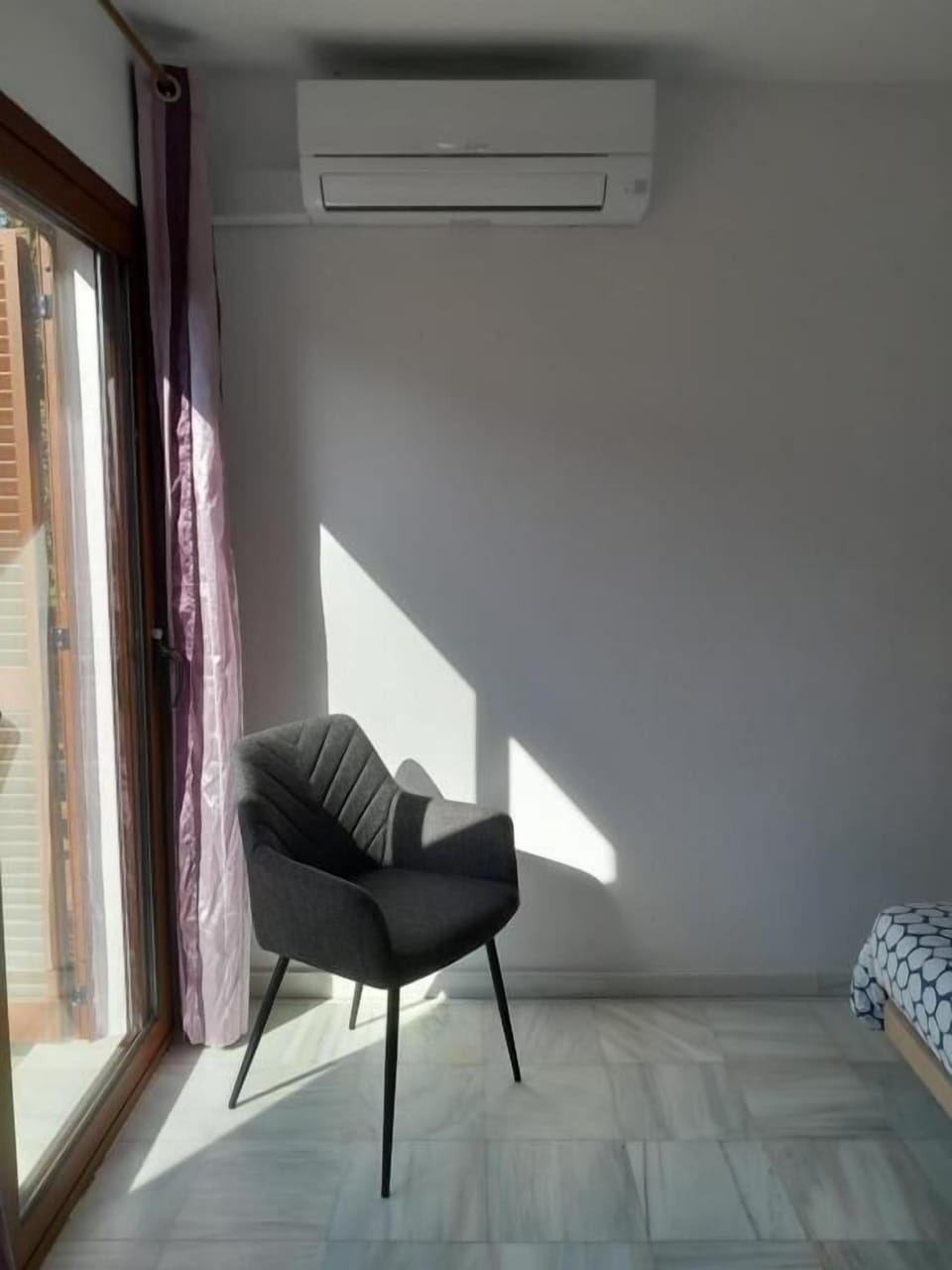 Basic Twin Room, Patio, Garden View | Interior