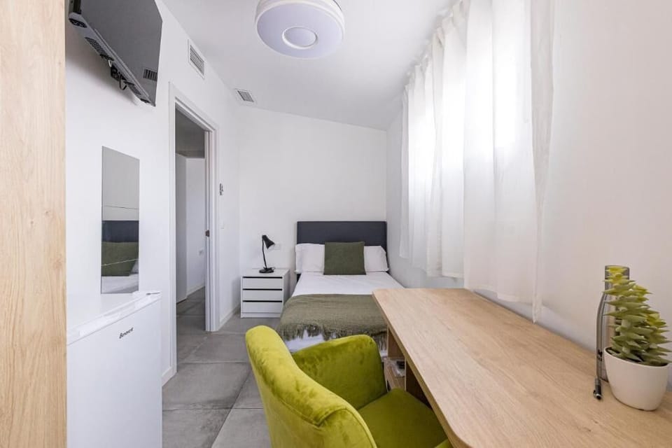 Desk, laptop workspace, free WiFi