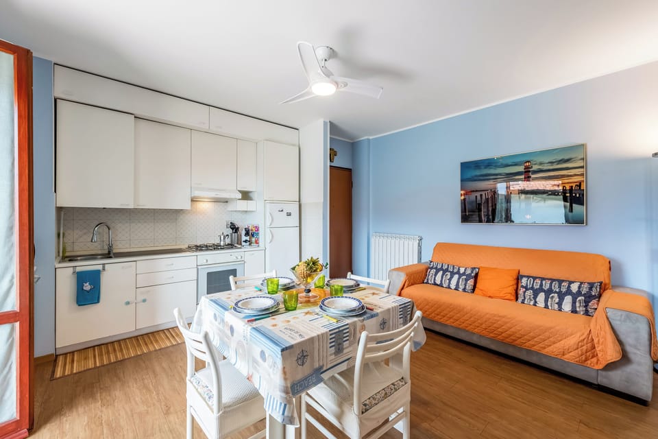 Standard Apartment, 1 Bedroom, Balcony (Condominio Il Forte) | Living area