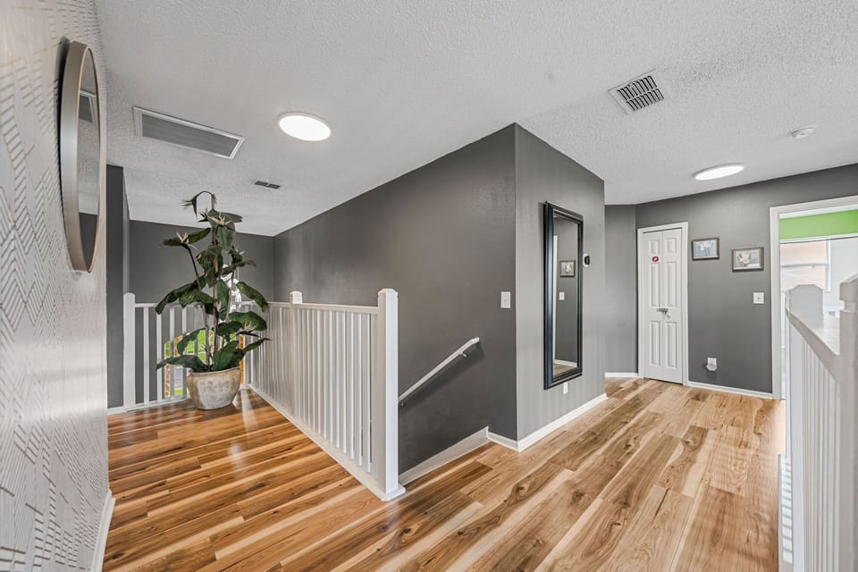House (Multiple Bedrooms) | Property amenity