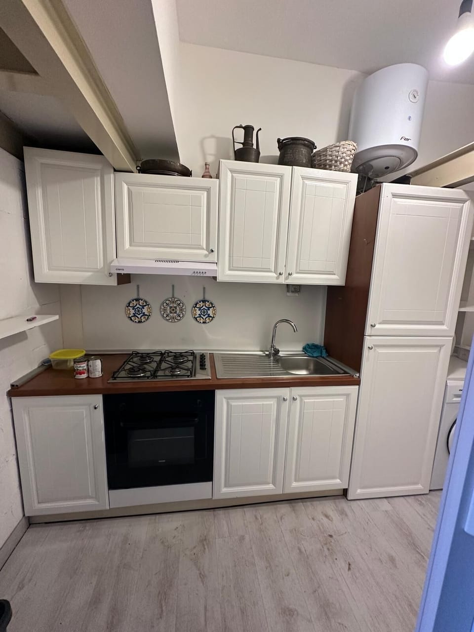 Comfort Apartment, City View | Private kitchen