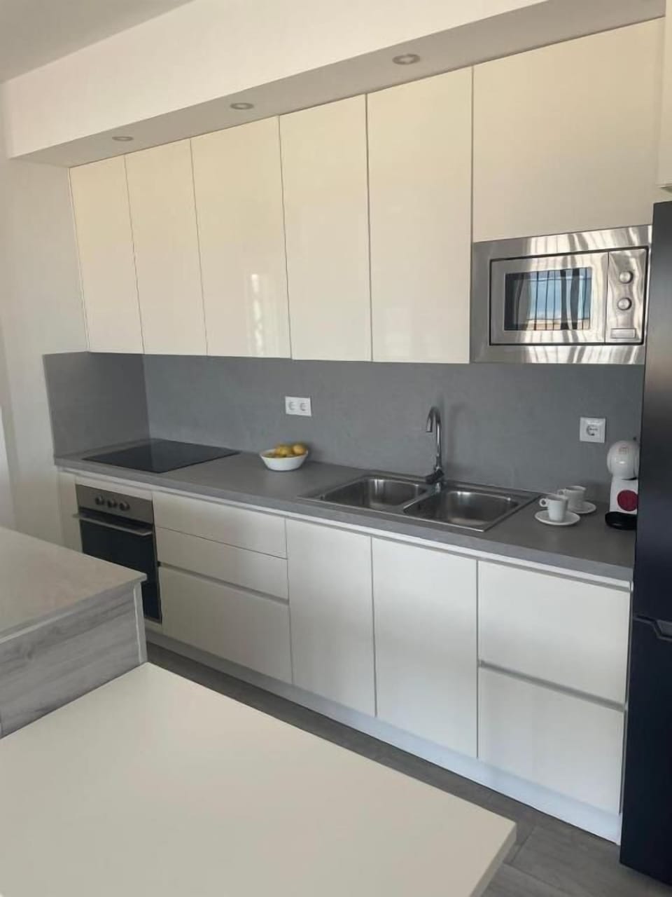 Family Apartment, Sea View | Private kitchen
