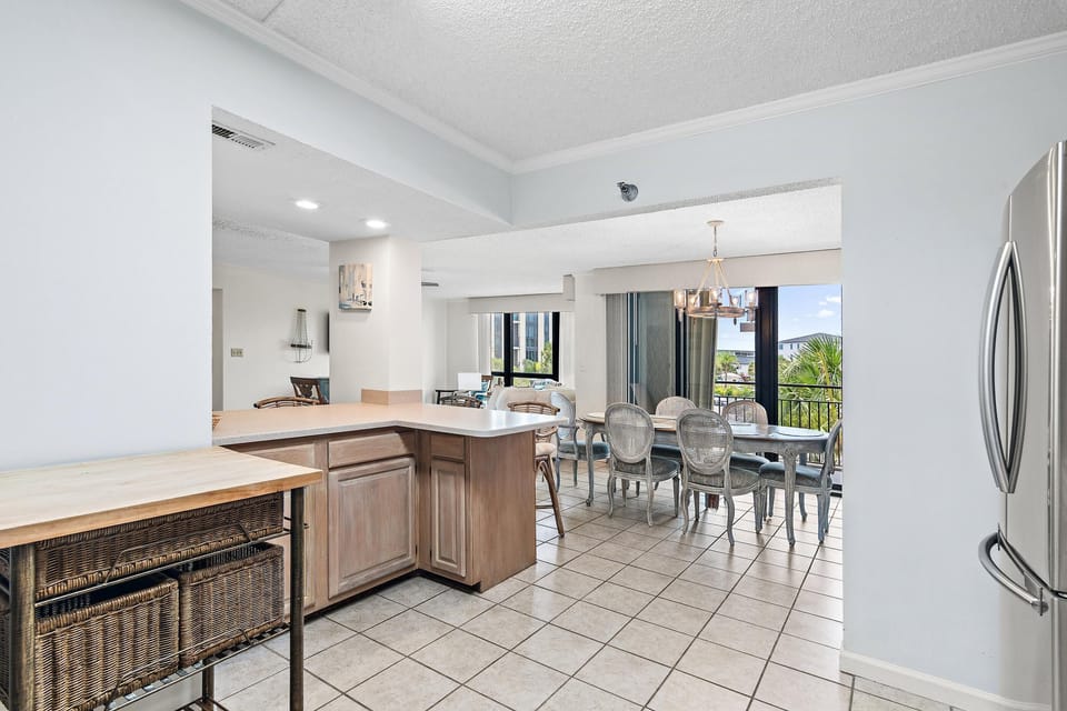 Condo, Multiple Beds (Enclave 203B) | Dining