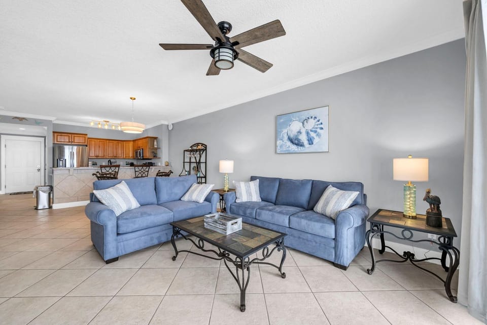 Condo, Multiple Beds (Twin Palms 801) | Living area