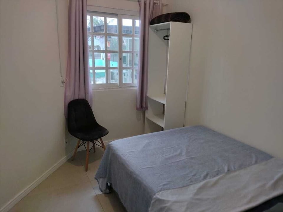 Laptop workspace, iron/ironing board, free WiFi