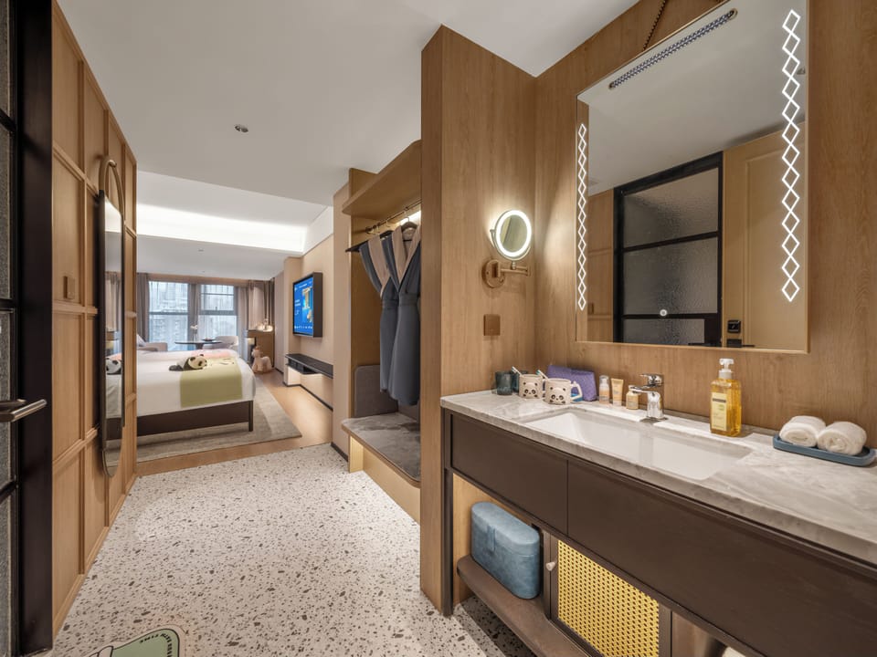 Family Triple Room, City View | Bathroom | Separate tub and shower, free toiletries, hair dryer, slippers