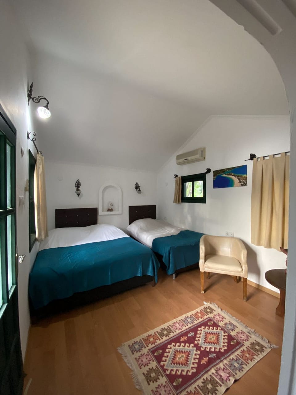 Classic Twin Room, Mountain View