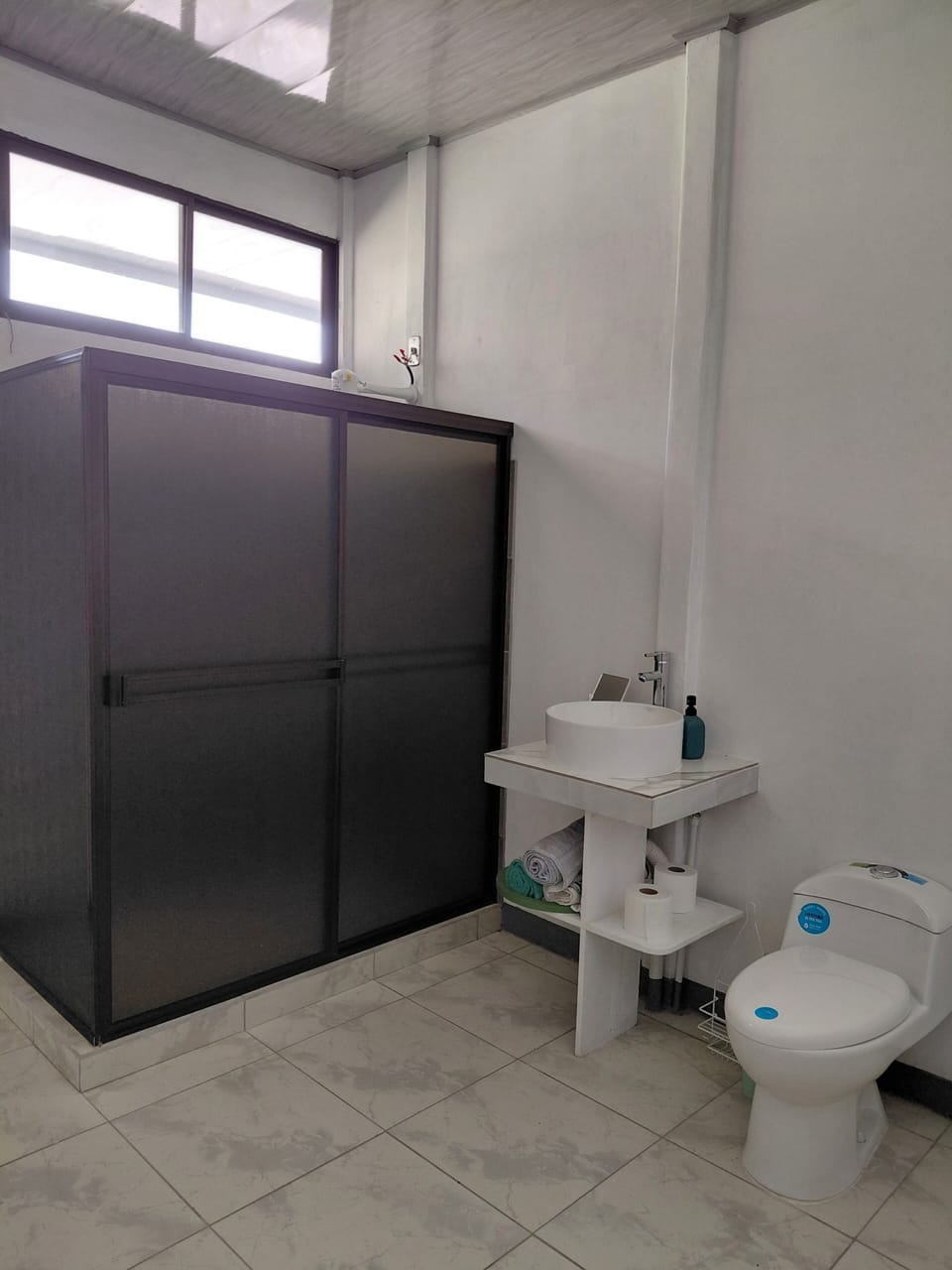Basic Double or Twin Room, Garden View | Bathroom | Shower, towels, soap, shampoo
