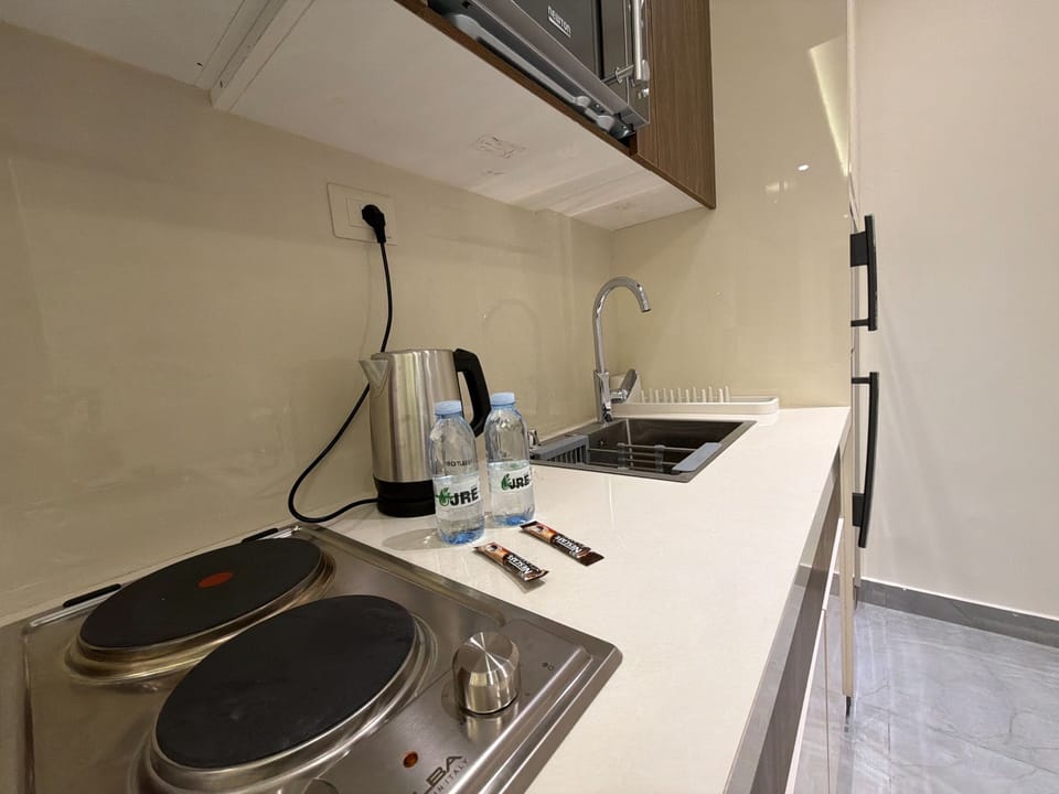 Apartment, 1 Bedroom, Accessible, Smoking | Interior